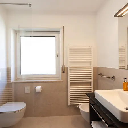 Lamm Hotel 3*